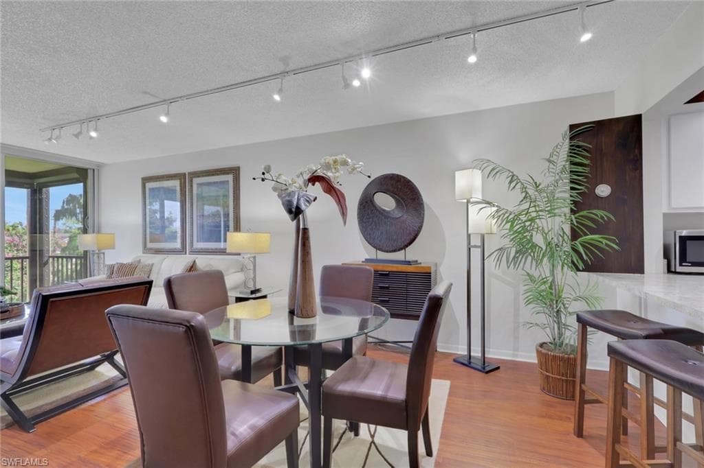 1084 Forest Lakes DR # 7304, NAPLES FL 34105-7