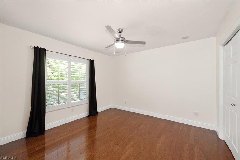 2252 Royal LN, NAPLES FL 34112-15