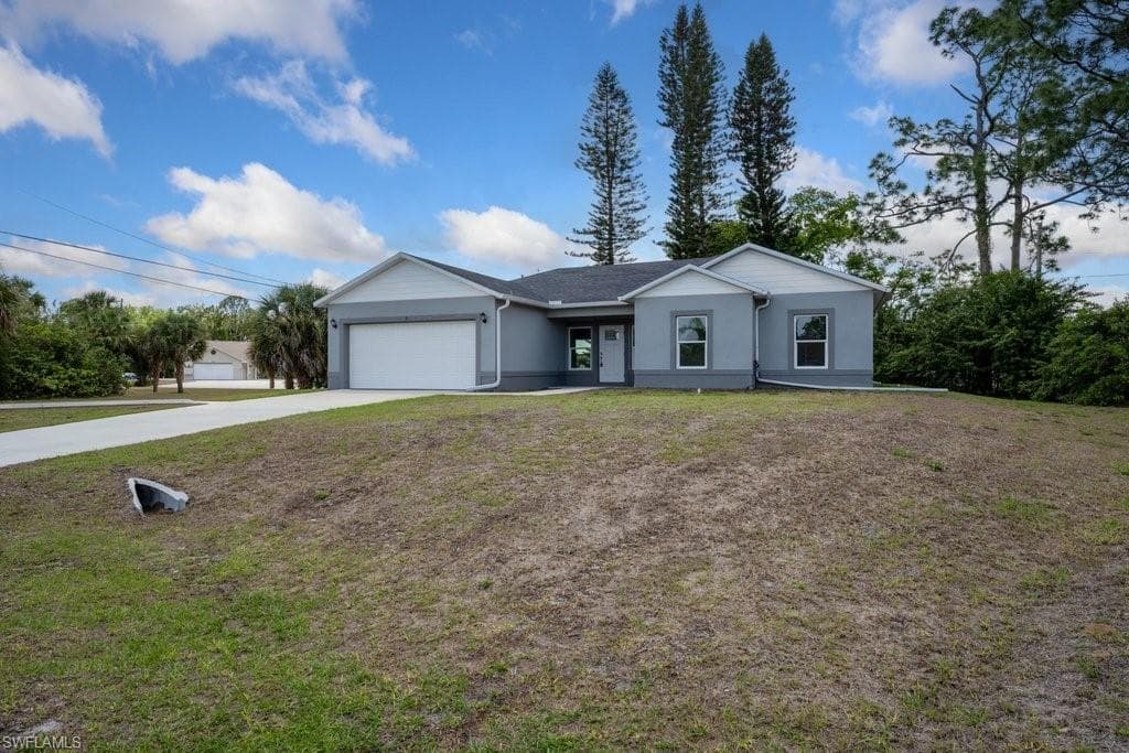 15 Hampton AVE, LEHIGH ACRES FL 33936-10