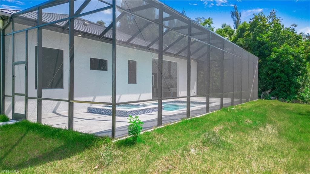 4111 Williams RD, ESTERO FL 33928-39