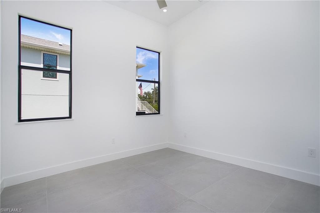 4111 Williams RD, ESTERO FL 33928-7