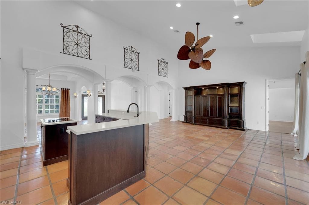 8642 S Lake CIR, FORT MYERS FL 33908-5