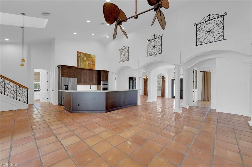 8642 S Lake CIR, FORT MYERS FL 33908-6