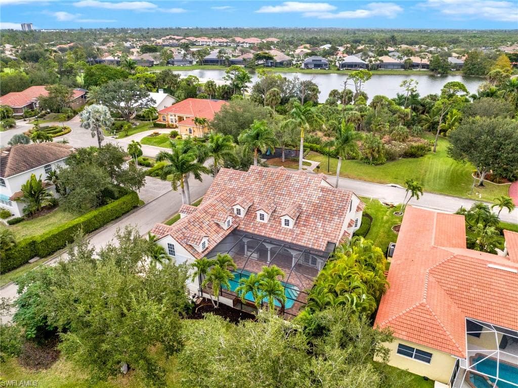 8642 S Lake CIR, FORT MYERS FL 33908-47