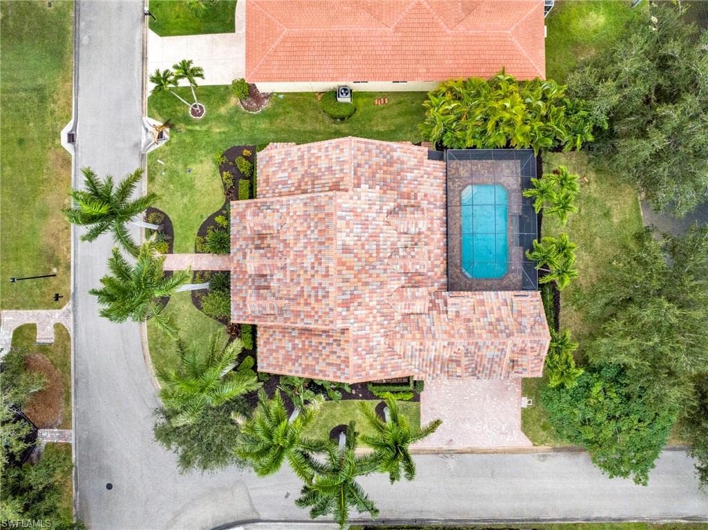 8642 S Lake CIR, FORT MYERS FL 33908-39