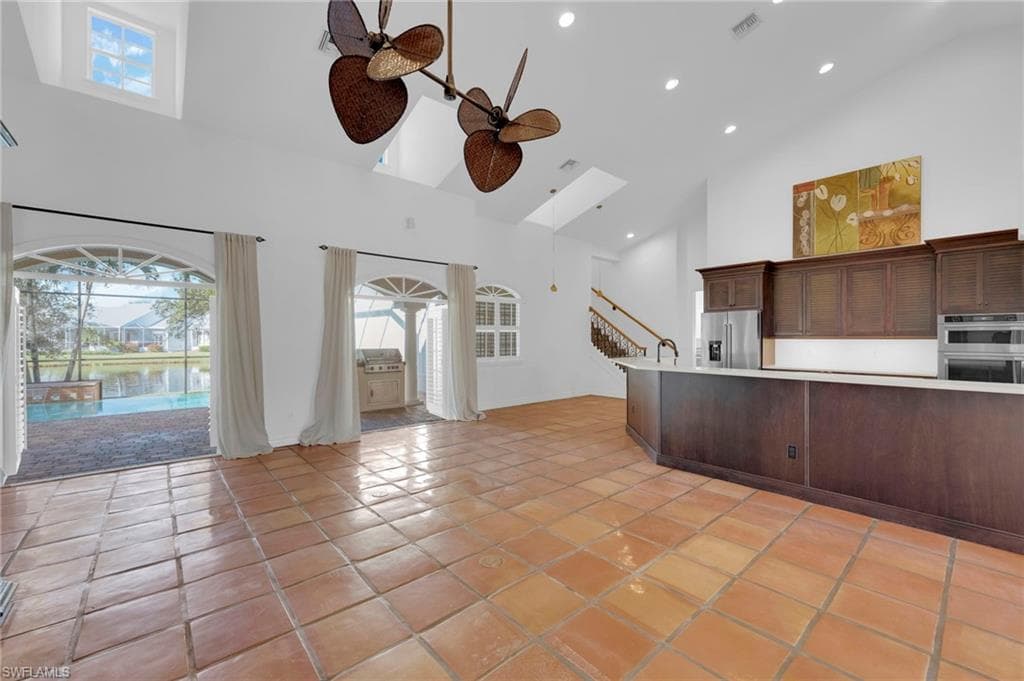 8642 S Lake CIR, FORT MYERS FL 33908-7