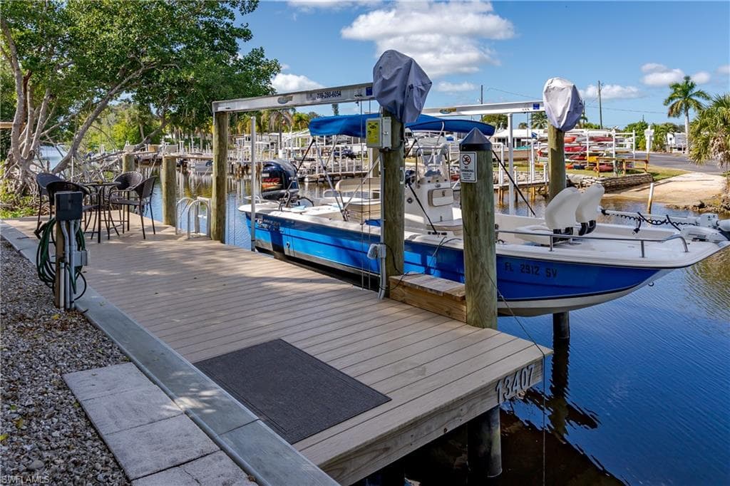 13407 Snook CIR, NAPLES FL 34114-5