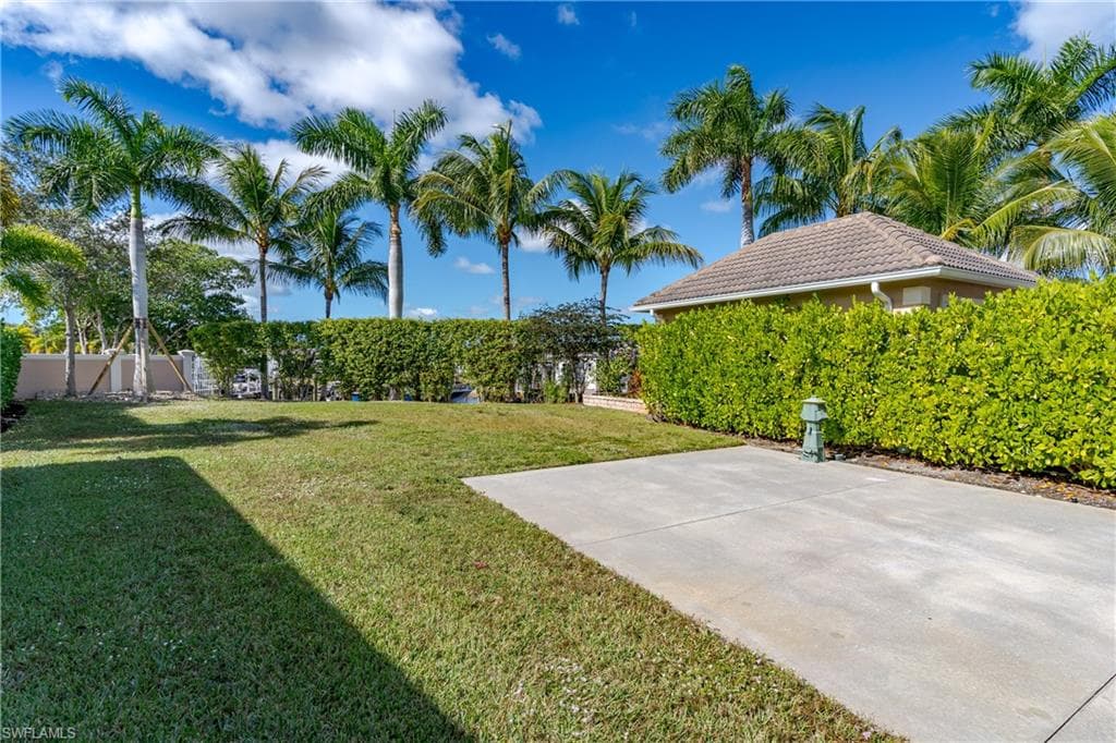 13407 Snook CIR, NAPLES FL 34114-19