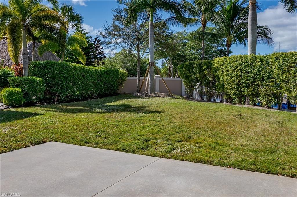 13407 Snook CIR, NAPLES FL 34114-7