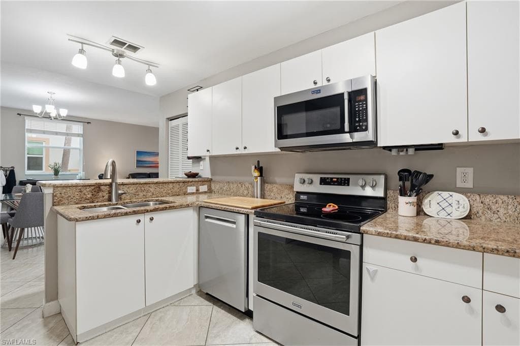 15450 Bellamar CIR # 2811, FORT MYERS FL 33908-11