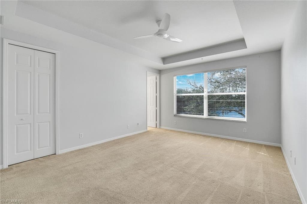 1370 Mariposa CIR # 102, NAPLES FL 34105-27