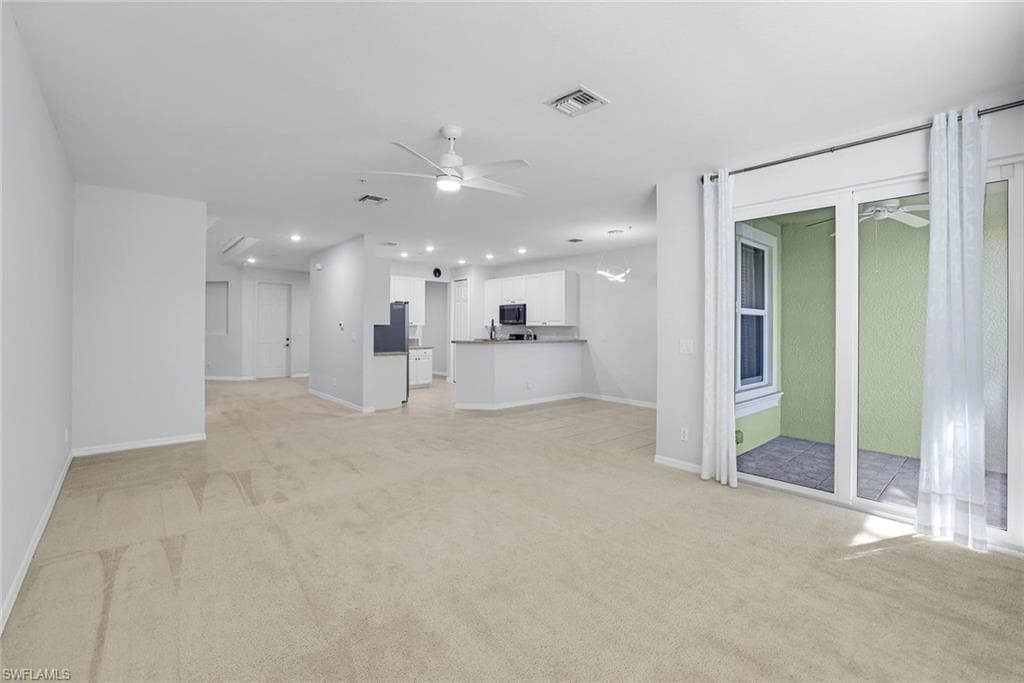 1370 Mariposa CIR # 102, NAPLES FL 34105-18