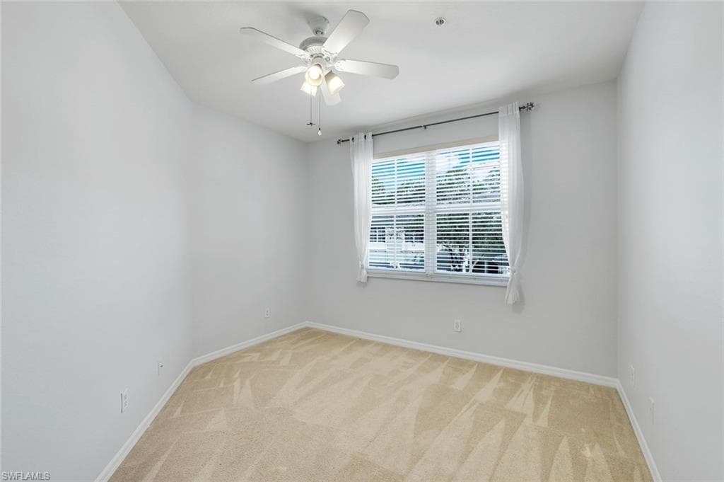 1370 Mariposa CIR # 102, NAPLES FL 34105-30