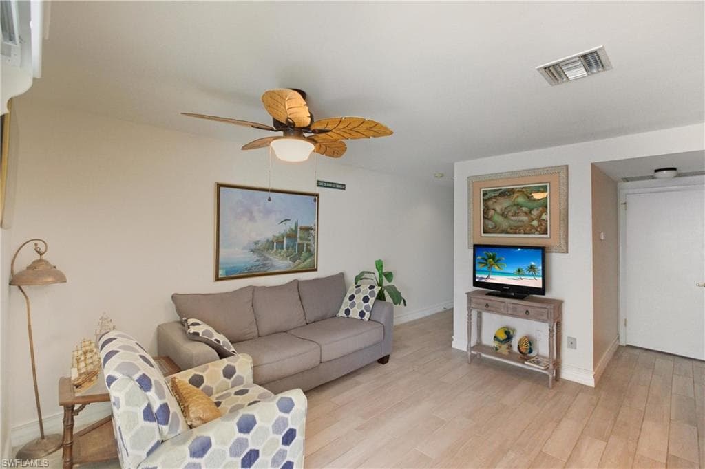 5725 Genesee PKWY # 10, BOKEELIA FL 33922-2