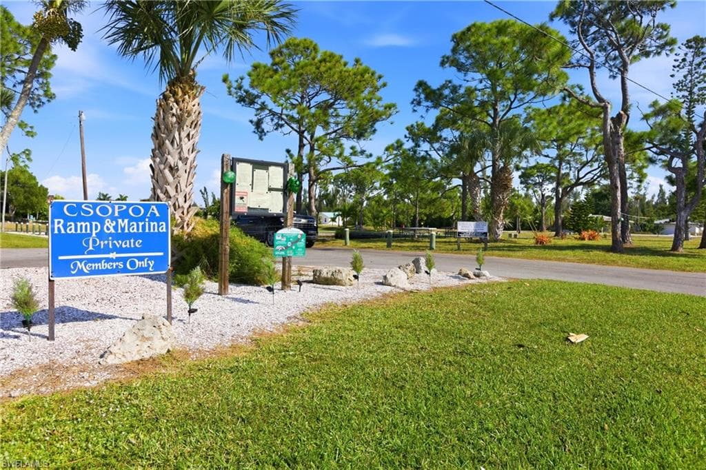 5725 Genesee PKWY # 10, BOKEELIA FL 33922-31