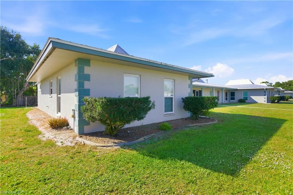 5725 Genesee PKWY # 10, BOKEELIA FL 33922-19