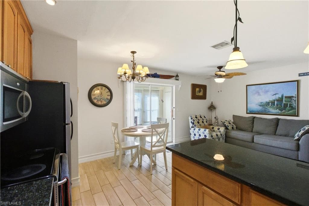 5725 Genesee PKWY # 10, BOKEELIA FL 33922-9