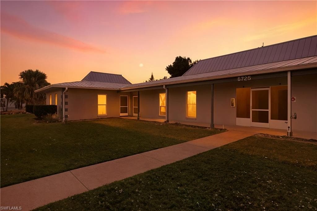 5725 Genesee PKWY # 10, BOKEELIA FL 33922-36