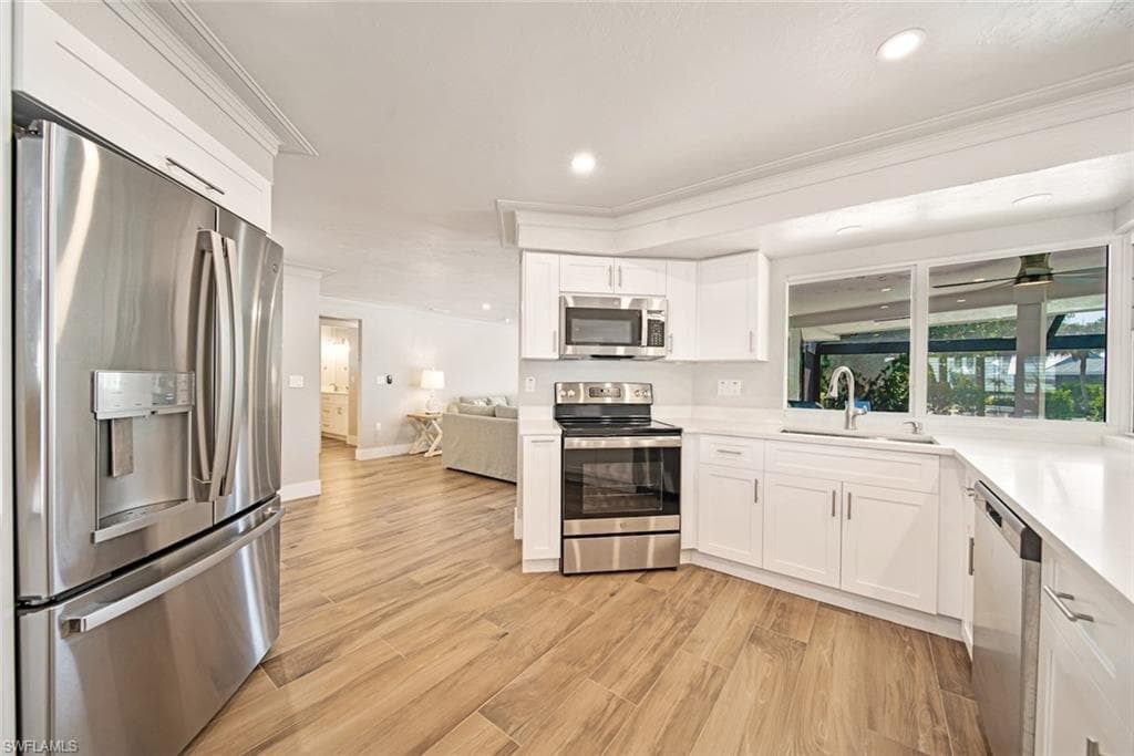 1270 Par View DR, SANIBEL FL 33957-14