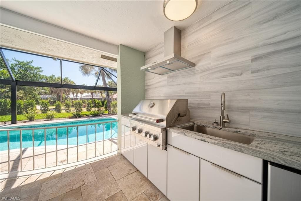 1270 Par View DR, SANIBEL FL 33957-30