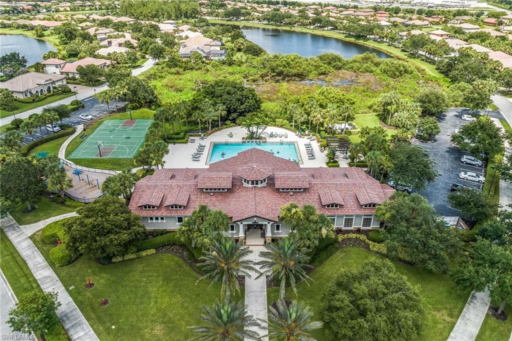 12459 Kentwood AVE, FORT MYERS FL 33913-31