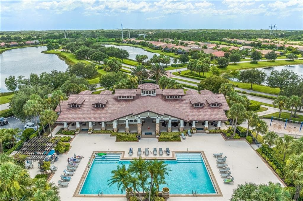 12459 Kentwood AVE, FORT MYERS FL 33913-32