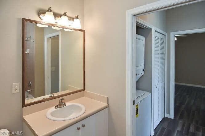 8331 Bernwood Cove LOOP # 1402, FORT MYERS FL 33966-19