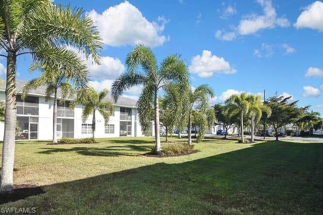 8331 Bernwood Cove LOOP # 1402, FORT MYERS FL 33966-40