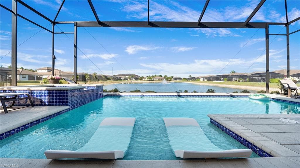 3693 Sapphire Cove CIR, NAPLES FL 34114-2