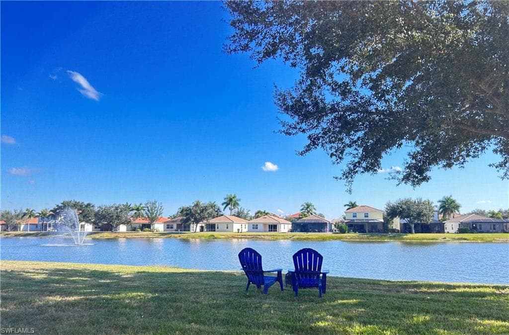 2675 Blue Cypress Lake CT, CAPE CORAL FL 33909-37