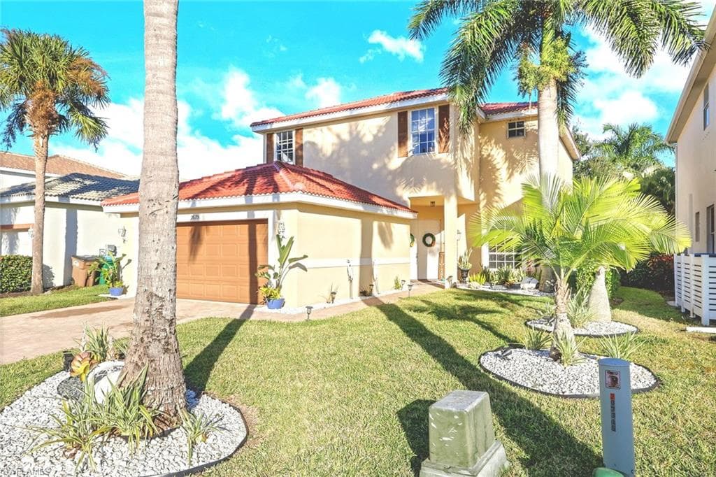 2675 Blue Cypress Lake CT, CAPE CORAL FL 33909-24