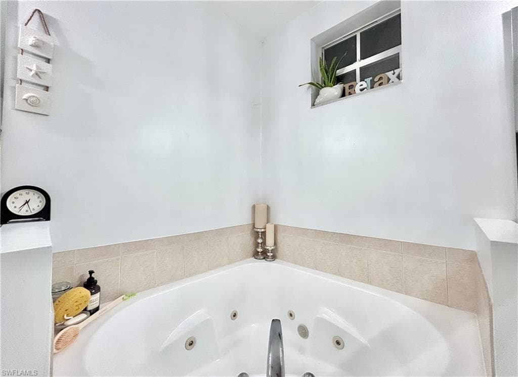 2675 Blue Cypress Lake CT, CAPE CORAL FL 33909-20