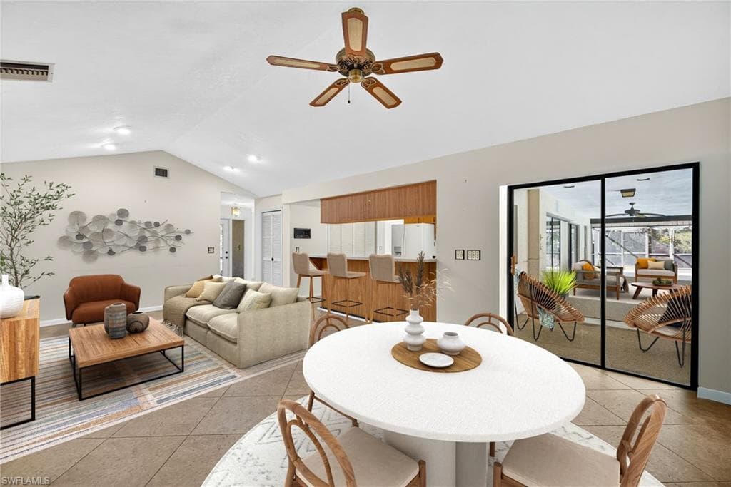 6811 Sandalwood LN, NAPLES FL 34109-10