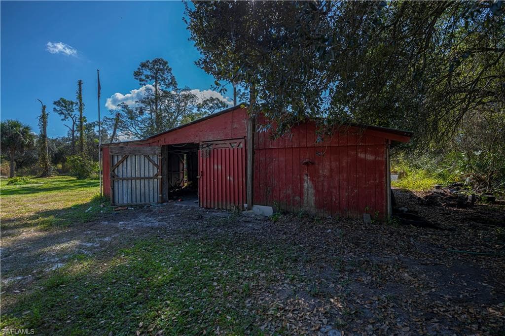 4301 Fort Keis AVE, FORT DENAUD FL 33935-4