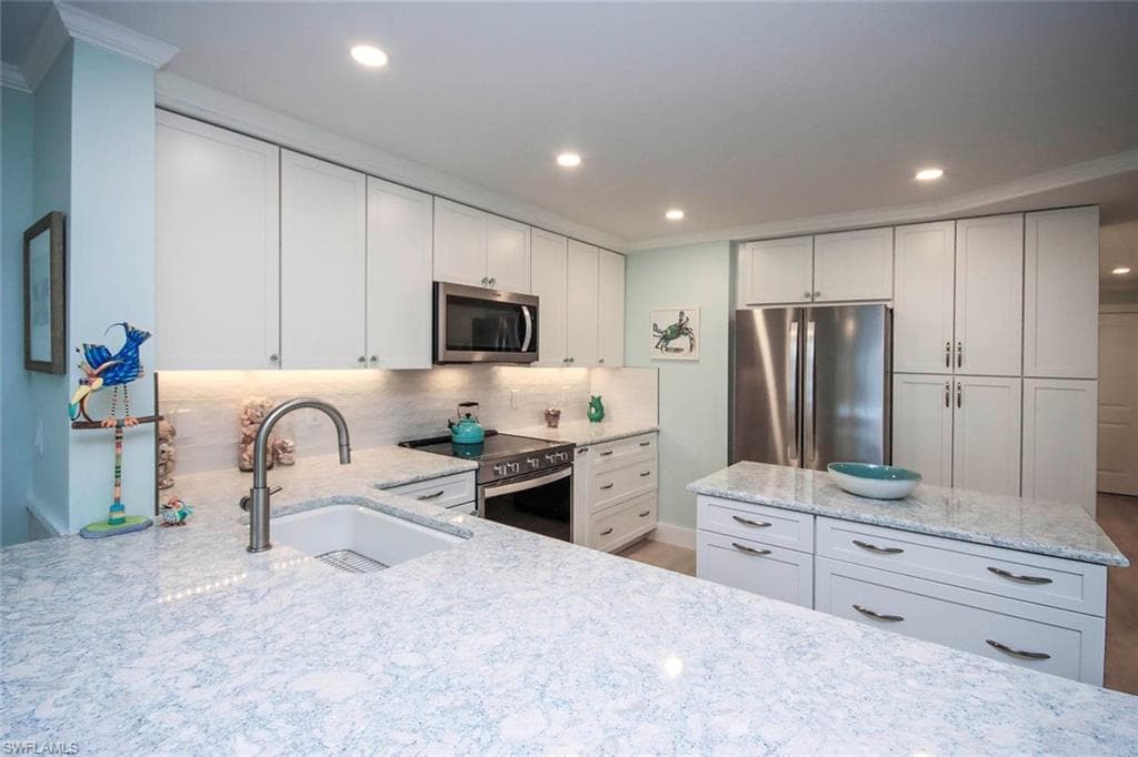 1785 Middle Gulf DR # A103, SANIBEL FL 33957-5