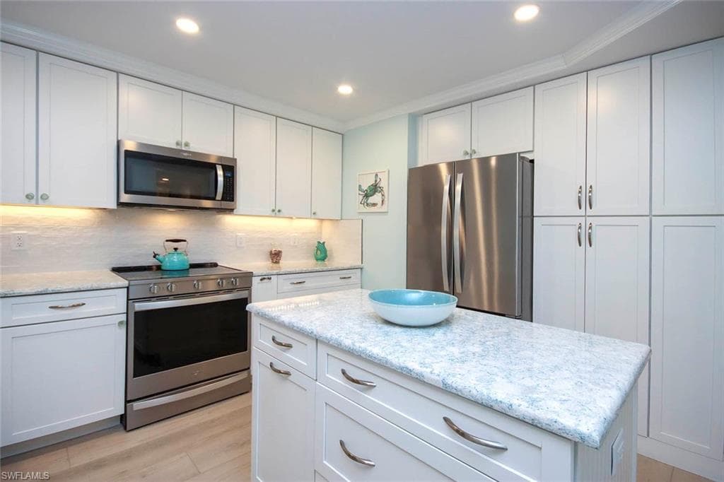 1785 Middle Gulf DR # A103, SANIBEL FL 33957-6