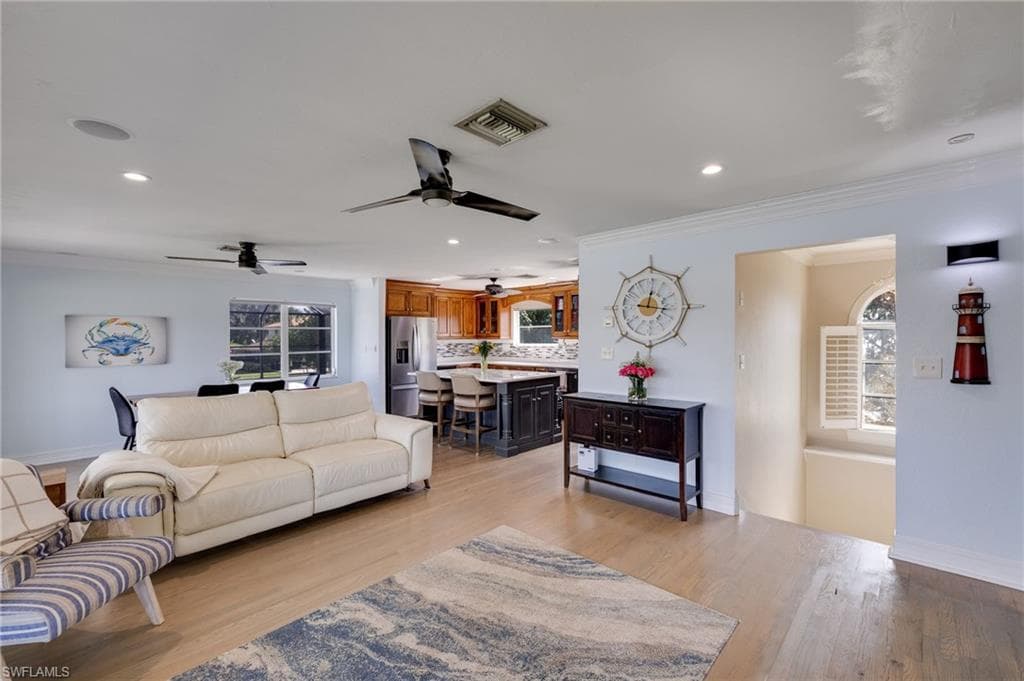 2121 Sebastian CT, ALVA FL 33920-1