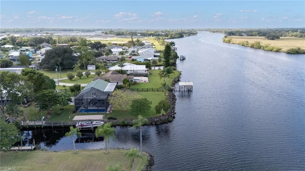 2121 Sebastian CT, ALVA FL 33920-27