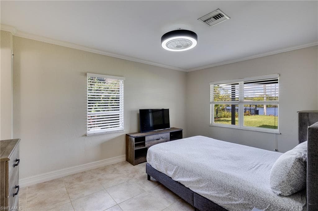 2121 Sebastian CT, ALVA FL 33920-8