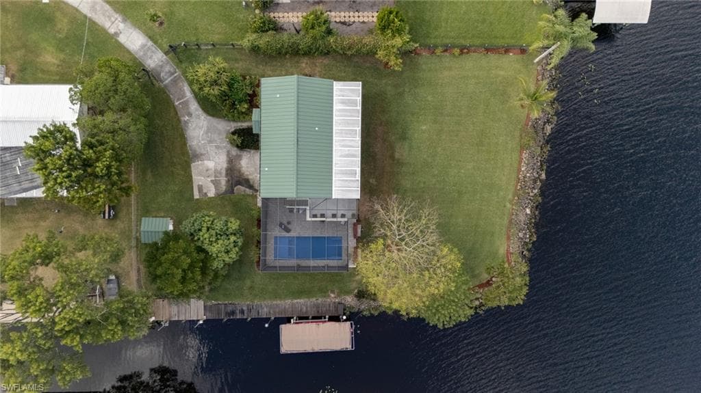 2121 Sebastian CT, ALVA FL 33920-18