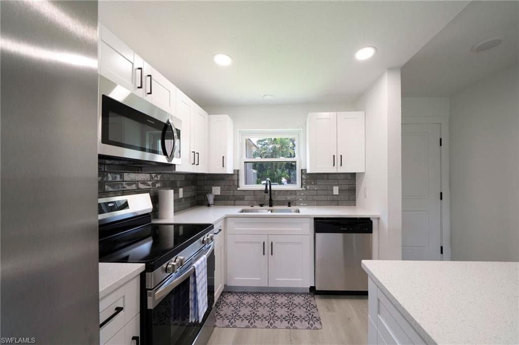 16881 Davis RD # 716, FORT MYERS FL 33908-7