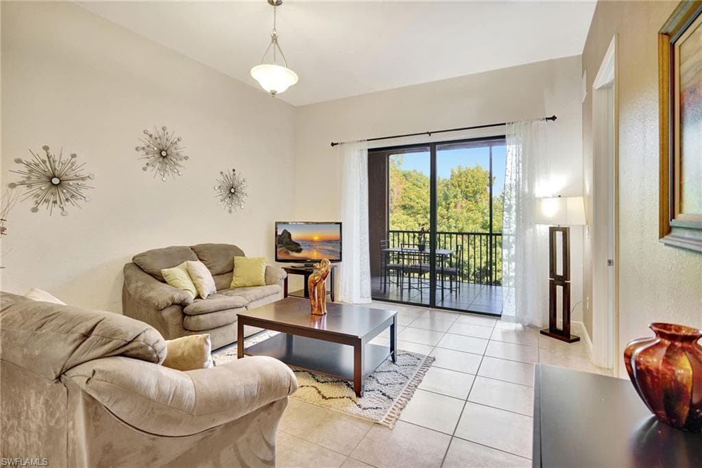 13651 Julias WAY # 1427, FORT MYERS FL 33919-5