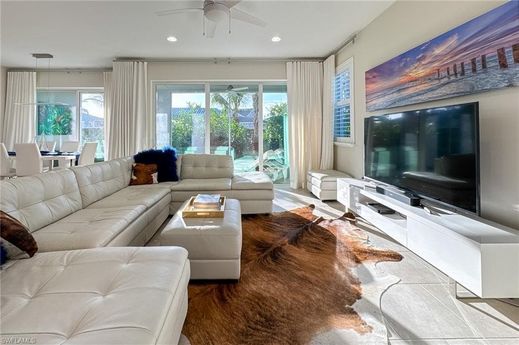 6980 Avalon CIR # 1104, NAPLES FL 34112-5