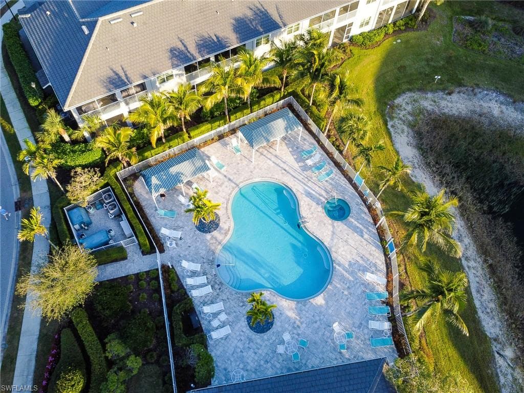 6980 Avalon CIR # 1104, NAPLES FL 34112-45