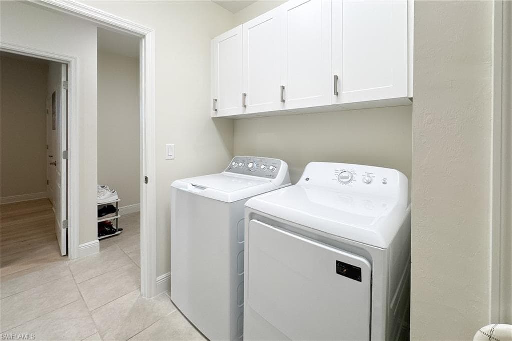 6980 Avalon CIR # 1104, NAPLES FL 34112-33