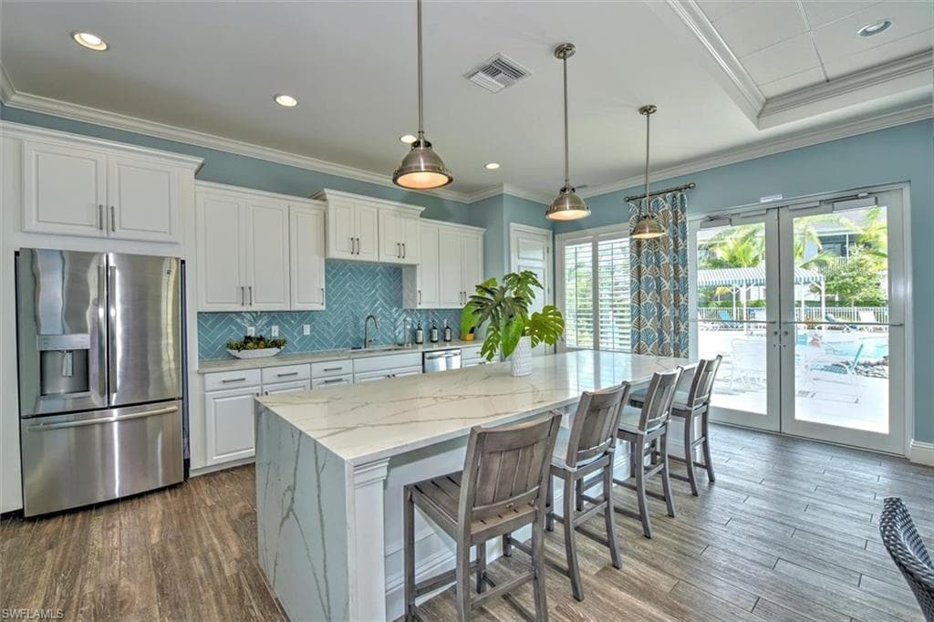 6980 Avalon CIR # 1104, NAPLES FL 34112-40