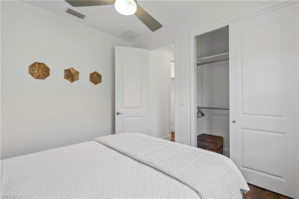 1100 Steeves AVE, NAPLES FL 34104-20