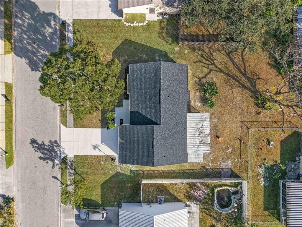 15736 Coral Vine LN, FORT MYERS FL 33905-31