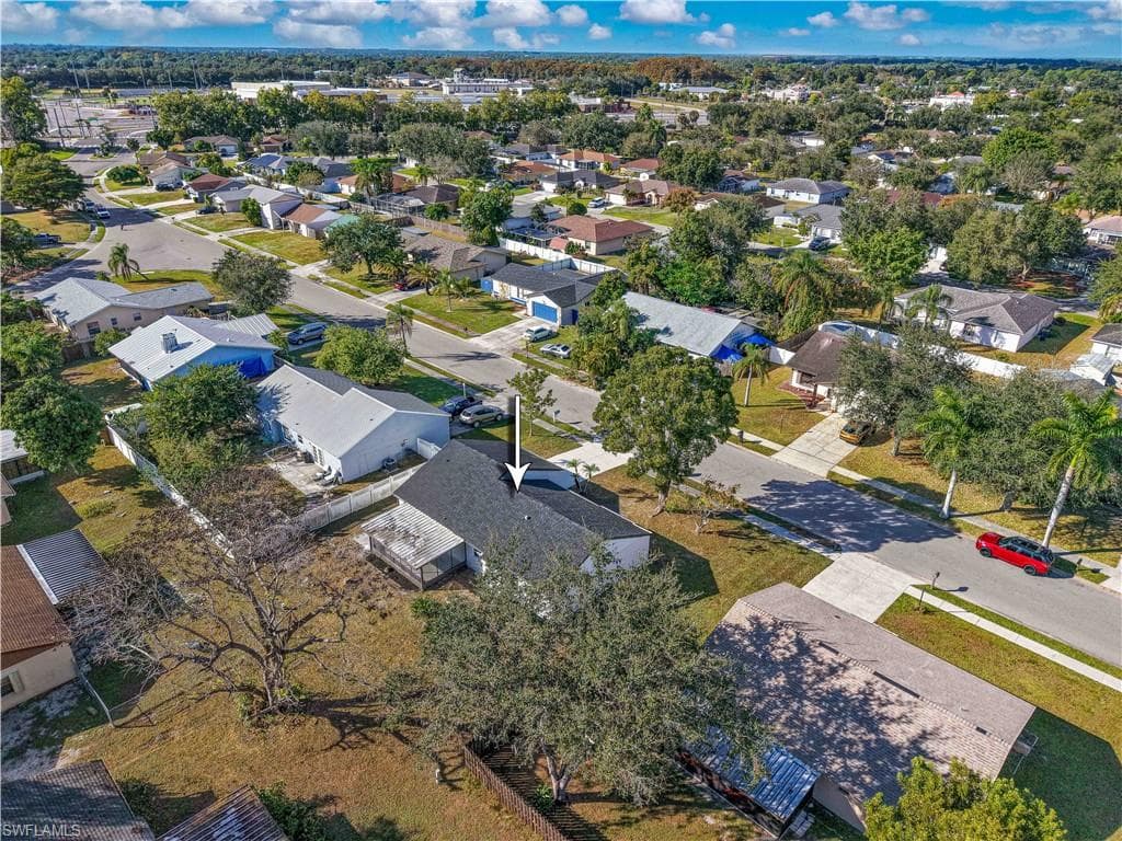 15736 Coral Vine LN, FORT MYERS FL 33905-32