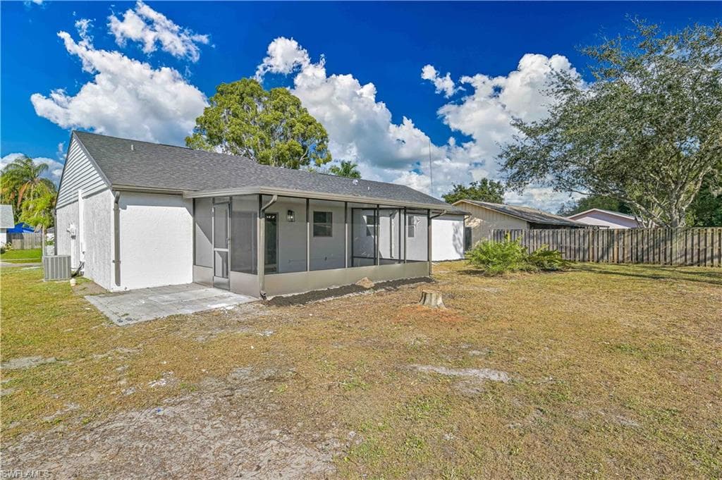 15736 Coral Vine LN, FORT MYERS FL 33905-28